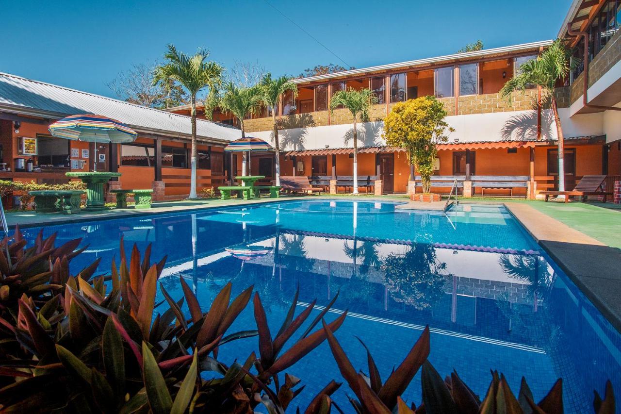 Hotel La Hacienda Quesada  Екстер'єр фото