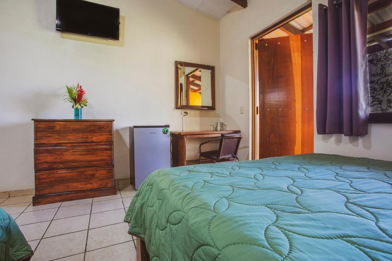 Hotel La Hacienda Quesada  Екстер'єр фото