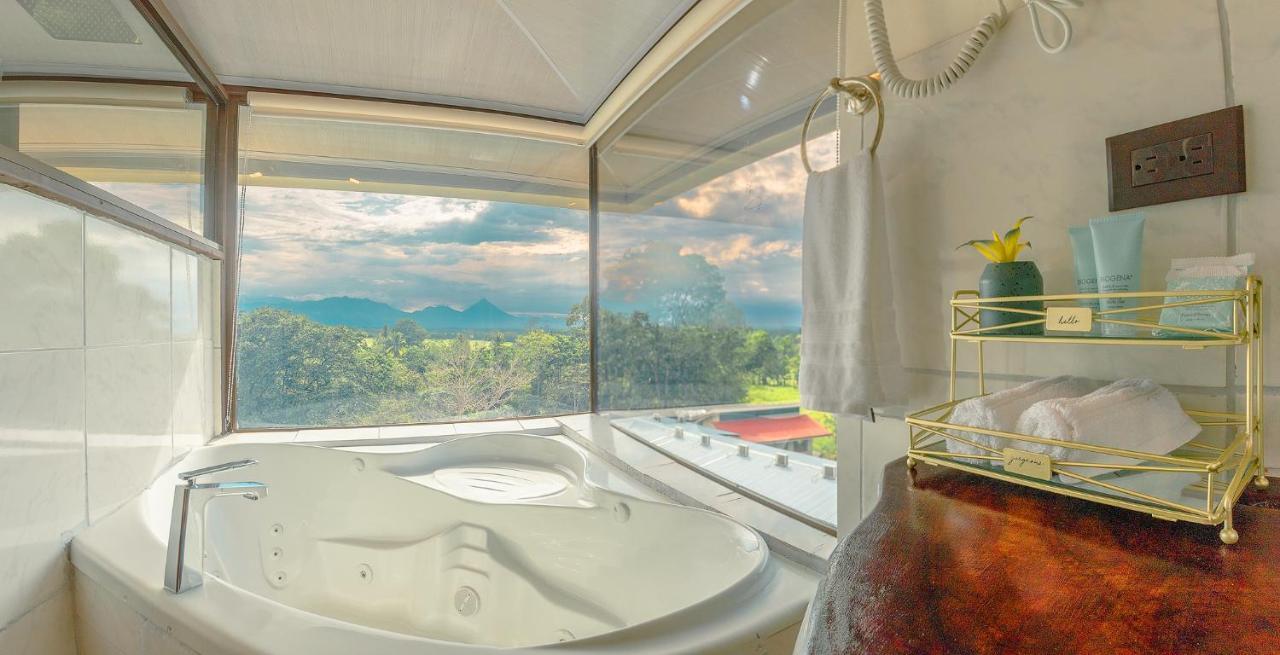 Hotel La Hacienda Quesada  Екстер'єр фото