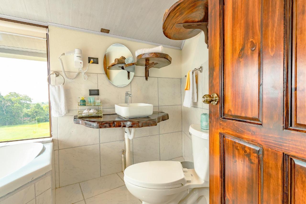 Hotel La Hacienda Quesada  Екстер'єр фото
