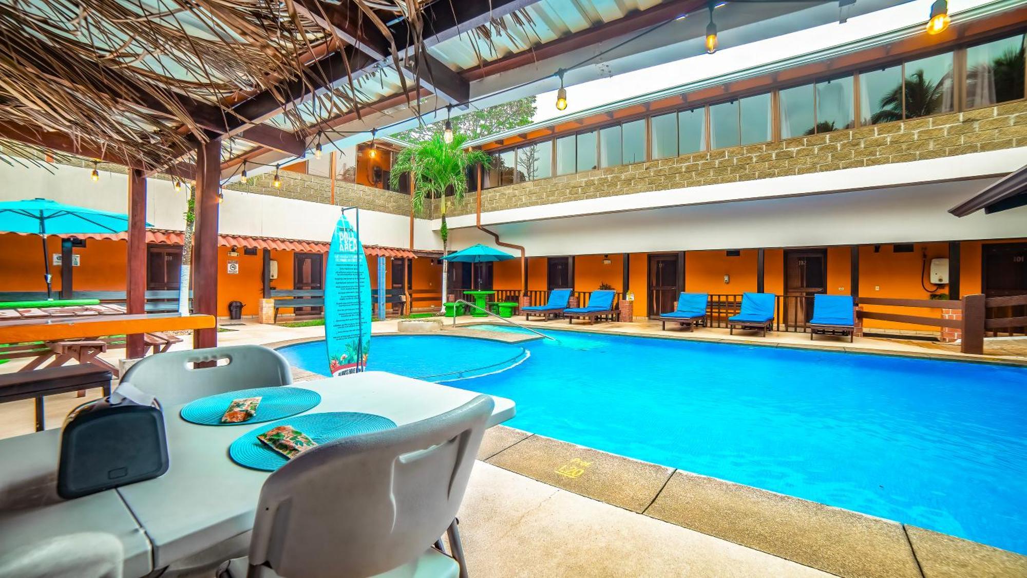 Hotel La Hacienda Quesada  Екстер'єр фото