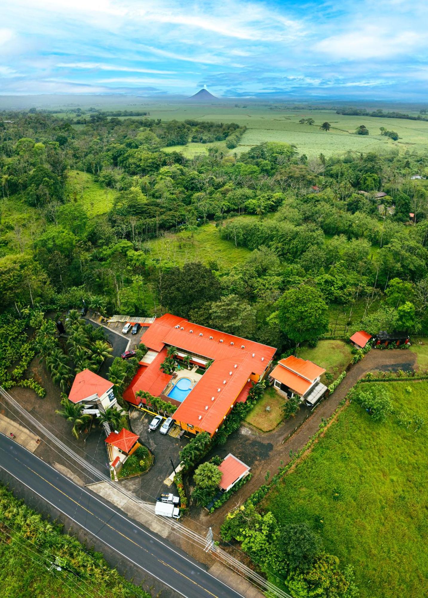Hotel La Hacienda Quesada  Екстер'єр фото