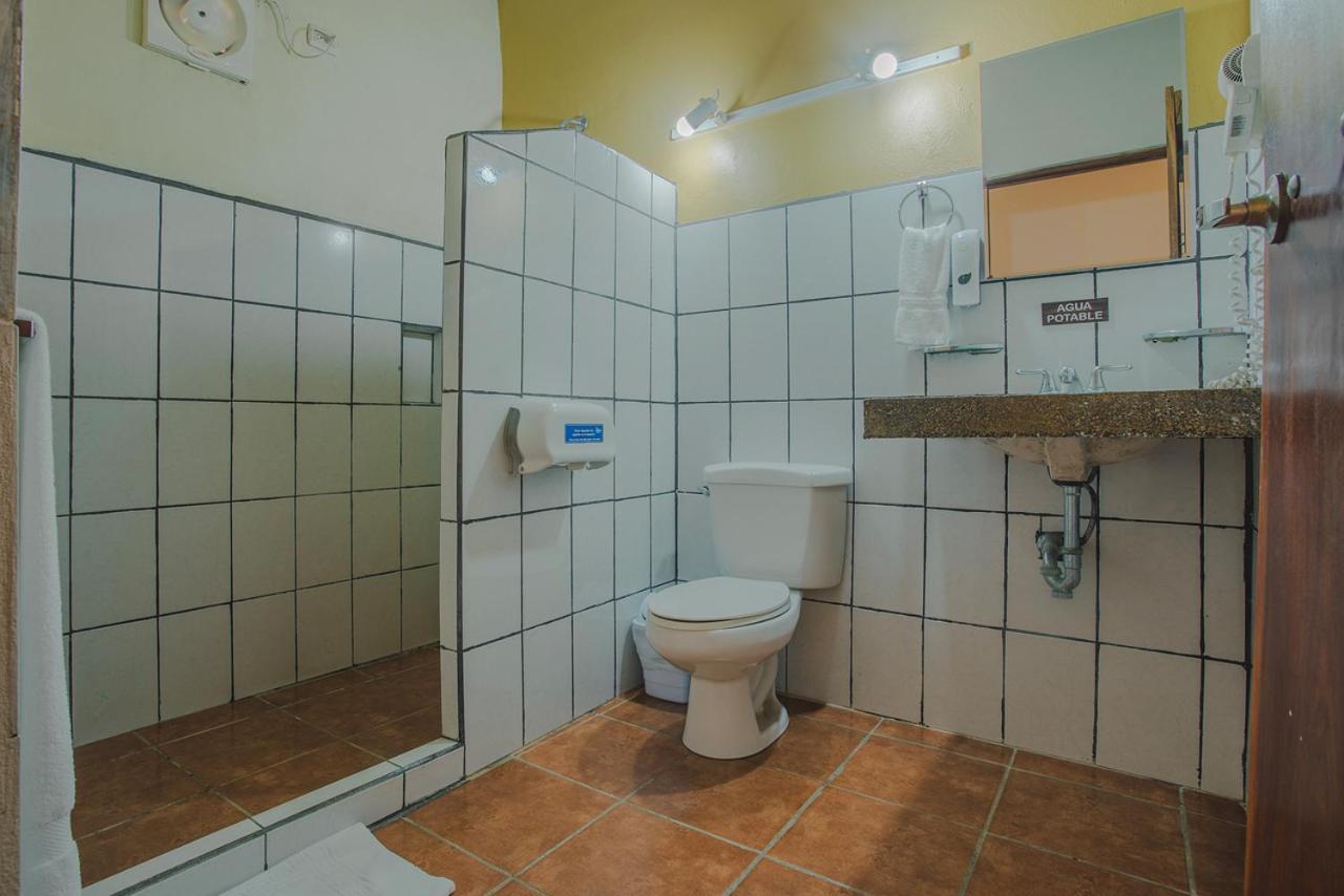 Hotel La Hacienda Quesada  Екстер'єр фото